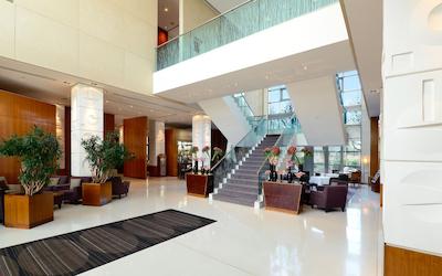 کاناری ریورسید پلازا هتل