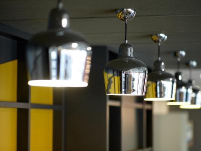 ب اند ب هتل تولوس سنتر