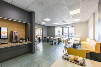 ب اند ب هتل تولوس سنتر