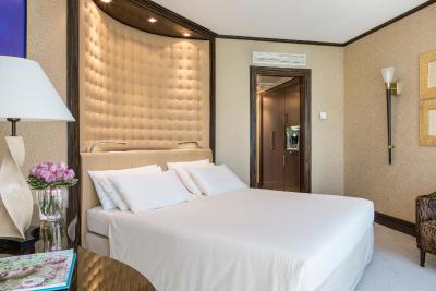 کارلو ایو پراگو