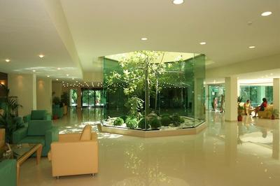 سانشاین مگنولیا اند اسپا