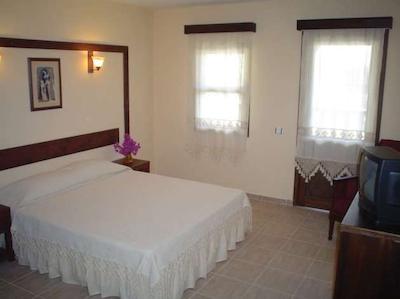 اسالیناز بیچ هتل بدروم