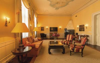 ل پالیز ارت هتل