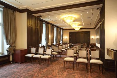 ل پالیز ارت هتل