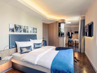 مرکور هتل هیلبرن