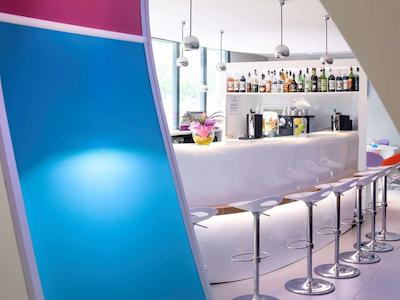 ایبیز استیلز منتبلیارد سنتر ولت