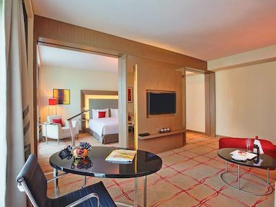 نوتل اهمداباد