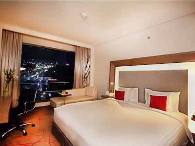 نوتل اهمداباد