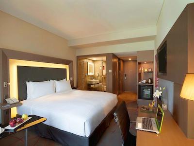 نوتل اهمداباد