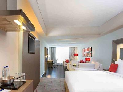 نوتل اهمداباد