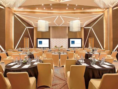 نوتل اهمداباد