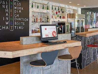 ایبیز لندرینا شپینگ هتل