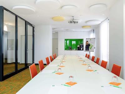 ایبیز استیلز هیلدشیم