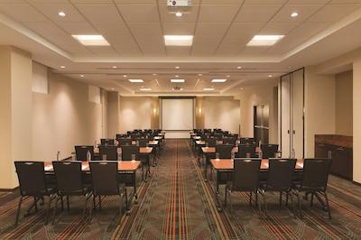 هیات پلاس پاناما سیتی/دونتون