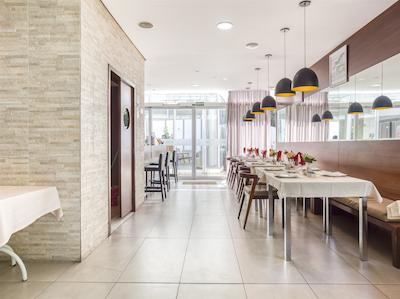 پامپولها دیزاین هتل