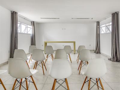 پامپولها دیزاین هتل