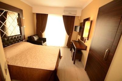 ایدیل پیکسلو