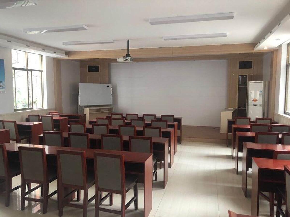 گرینتری این جیانگکسی جیوجیانگ شیلی اونو بوسینز هتل