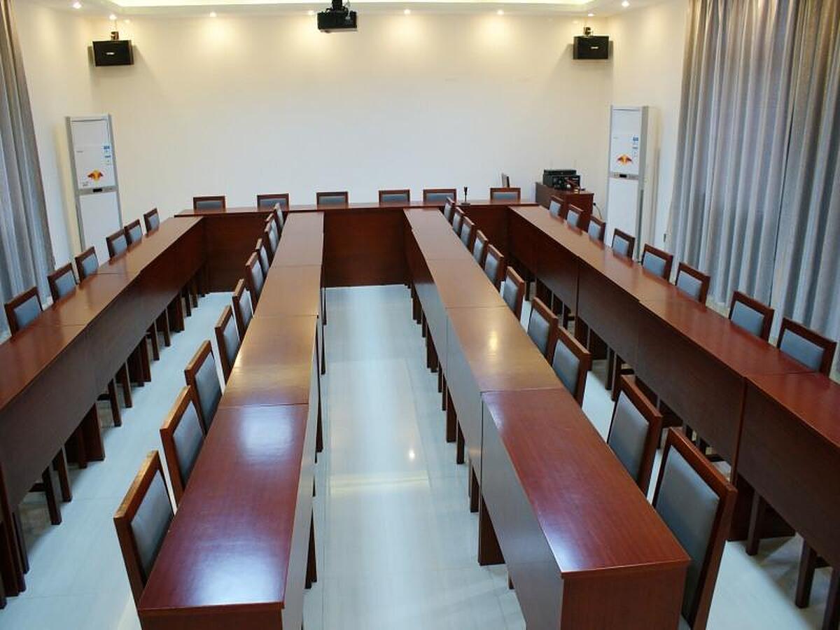 گرینتری این جیانگکسی جیوجیانگ شیلی اونو بوسینز هتل