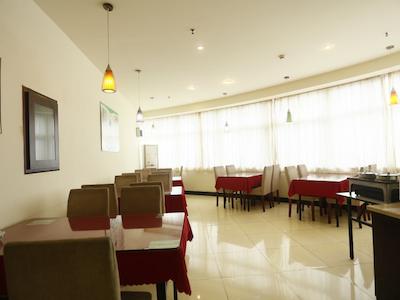 گرین تری این جیانگکسی نانچانگ ریلو استیشن لویانگ راد اکسپرز هتل