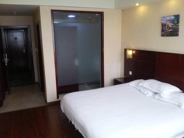 گرین تری این جیانگکسی نانچانگ ریلو استیشن لویانگ راد اکسپرز هتل