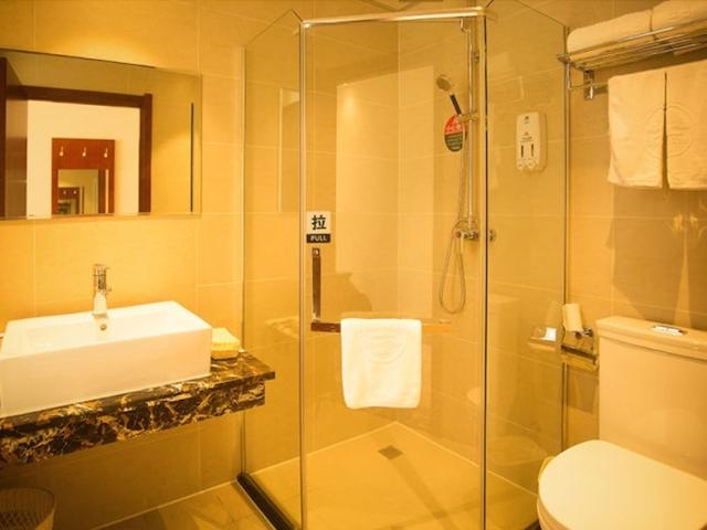 گرین تری این جیانگکسی نانچانگ ریلو استیشن لویانگ راد اکسپرز هتل