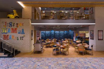 هالیدی این نیو دهلی اینترنشنال ایرپورت