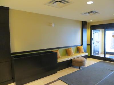 استبریج سویتز وست ادمنتون