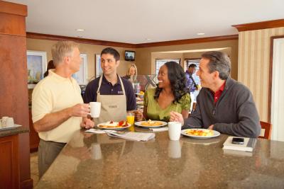 استبریج سویتز وست ادمنتون