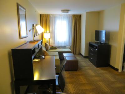 استبریج سویتز وست ادمنتون