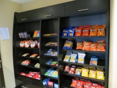 استبریج سویتز وست ادمنتون