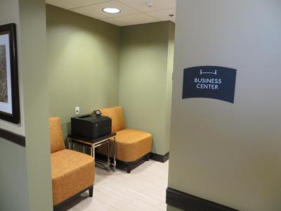 استبریج سویتز وست ادمنتون