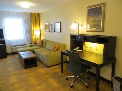 استبریج سویتز وست ادمنتون