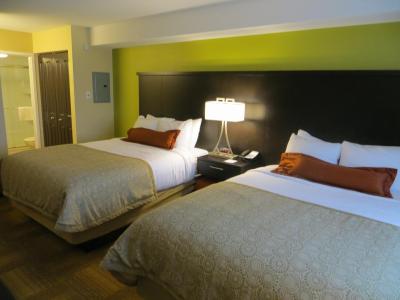 استبریج سویتز وست ادمنتون