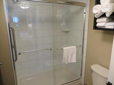 استبریج سویتز وست ادمنتون