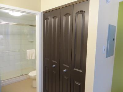 استبریج سویتز وست ادمنتون