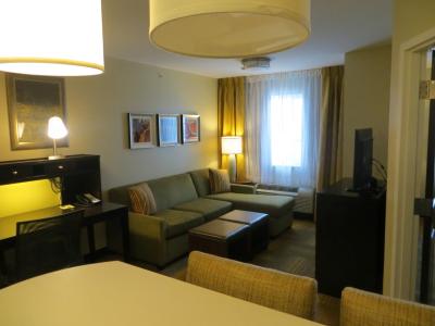 استبریج سویتز وست ادمنتون