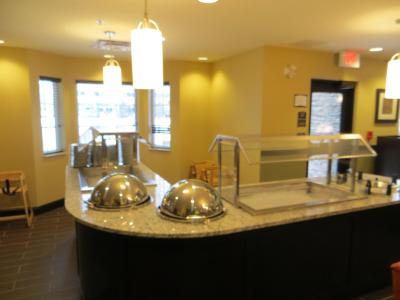 استبریج سویتز وست ادمنتون