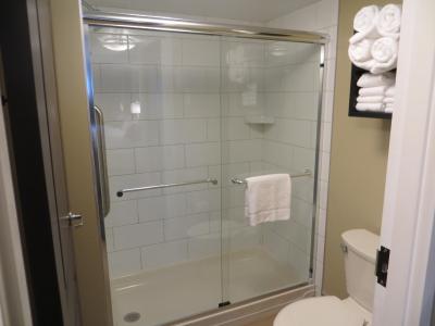 استبریج سویتز وست ادمنتون