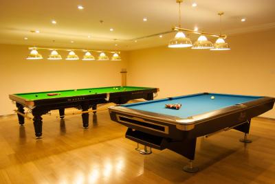 کرون پلازا شانگهای نواه اسکوئر