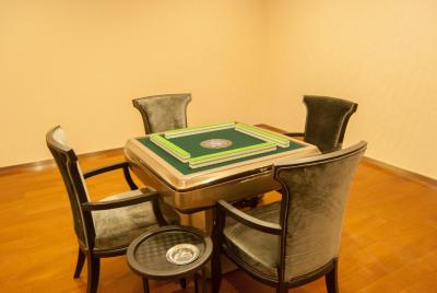 کرون پلازا شانگهای نواه اسکوئر