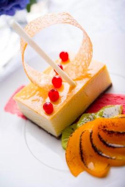 کرون پلازا شانگهای نواه اسکوئر