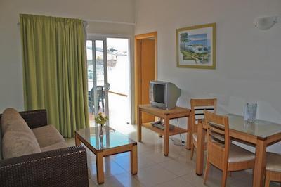 سوارتور سان سویت ریال