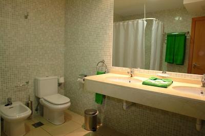 سوارتور سان سویت ریال