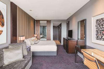 گامبارو هتل