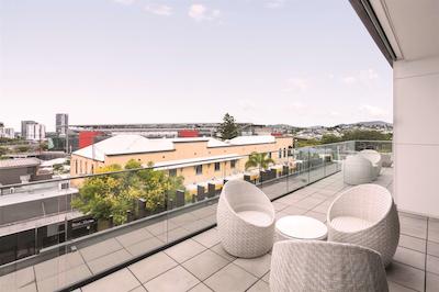 گامبارو هتل