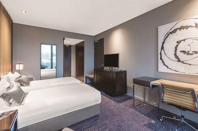 گامبارو هتل