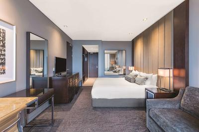 گامبارو هتل