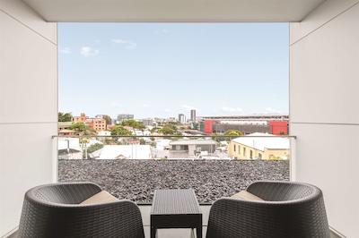 گامبارو هتل