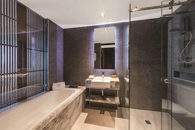 گامبارو هتل